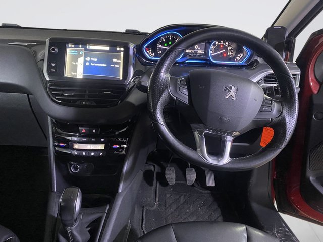 2013 Peugeot 208 - Photo 12