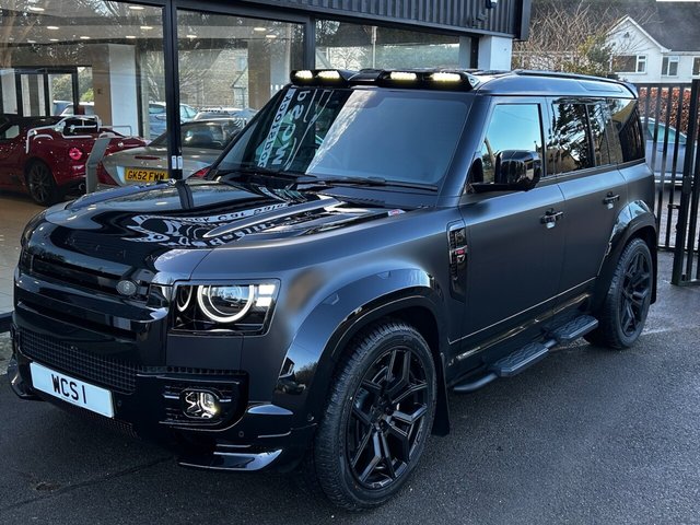 2026 Land Rover DEFENDER 110 - Photo 6