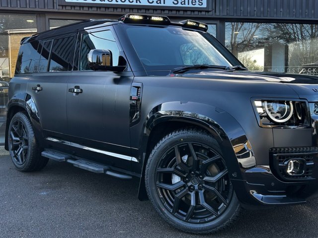 2026 Land Rover DEFENDER 110 - Photo 4