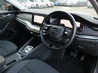 USED 2022 72 SKODA OCTAVIA Estate 2.0 TDI SE Technology 5d DSG 115 S/S 1 OWNER, FULL SERVICE HISTORY, VIRTUAL COCKPIT, SAT NAV WITH 10" TOUCH SCREEN, DAB RADIO, CRUISE CONTROL + SPEED LIMITER, USB C X2, LANE ASSIST, FRONT ASSIST, MANOUVRE BRAKING, SMARTLINK FOR WIRELESS APPLE CARPLAY ANDROID AUTO & MIRROR LINK, FRONT & REAR PARKING SENSORS WITH DISPLAY, AUTO HOLD, AUTO LIGHTS + WIPERS, LEATHER TIPTRONIC MULTIFUNCTION STEERING WHEEL, VOICE CONTROL, BLUETOOTH PHONE & MUSIC, CLIMATE CONTROL, KEYLESS START, ISO FIX, DSG AUTOMATIC GEARBOX