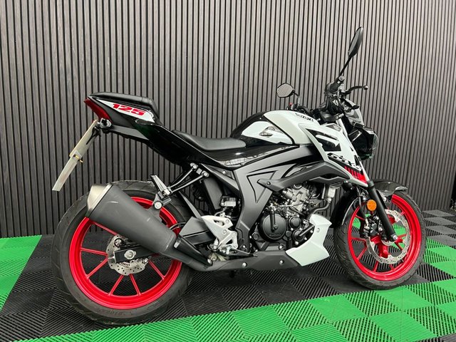 View our SUZUKI GSX-S125