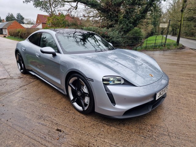 2021 21 Porsche Taycan Performance Plus 93.4kWh 4S Saloon 4dr Electric Auto 4WD (571 ps)