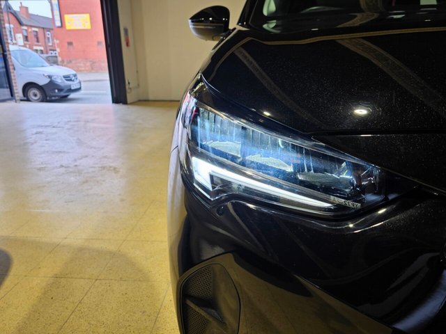 2022 Vauxhall Corsa 1.2L Design 5dr - Photo 9