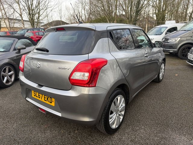 2017 SUZUKI SWIFT - Photo 5