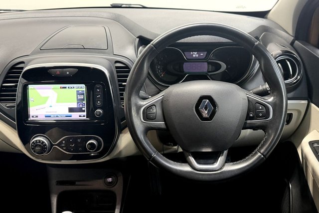 2019 RENAULT CAPTUR 0.9 TCe ENERGY GT Line SUV 5dr Petrol Manual Euro 6 (s/s) (90 ps) - Photo 3
