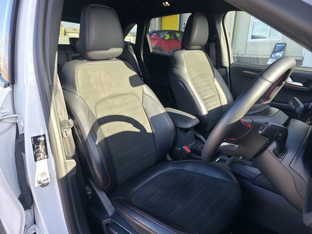 2020 FORD KUGA 2.0 EcoBlue MHEV ST-Line SUV 5dr Diesel Manual Euro 6 (s/s) (150 ps) - Photo 11