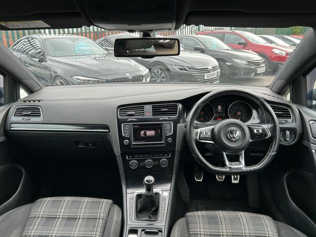 2016 Volkswagen Golf 2L Gtd 5dr - Photo 3