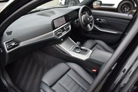 USED 2020 69 BMW 3 SERIES 3.0 330d M Sport Saloon 4dr Diesel Auto xDrive Euro 6 (s/s) (265 ps) TECH, PREMIUM & M SPORT+ PACKS