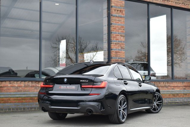 2020 BMW 3 Series 3L M Sport 4dr - Photo 2