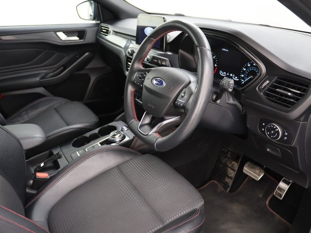 2020 Ford Focus 1L St-Line X 5dr - Photo 10