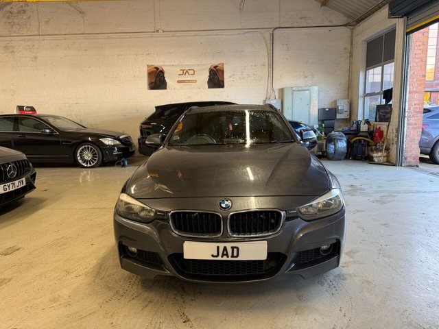 View our BMW 3 SERIES
