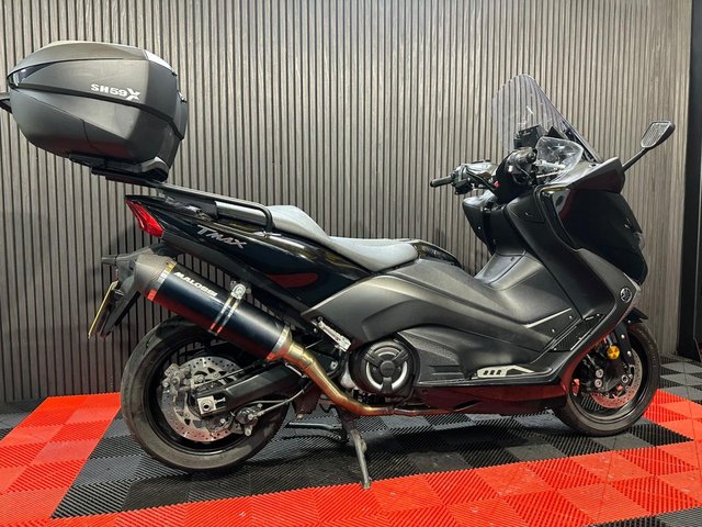 View our YAMAHA TMAX 530