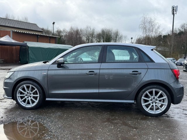 2015 AUDI A1 - Photo 3