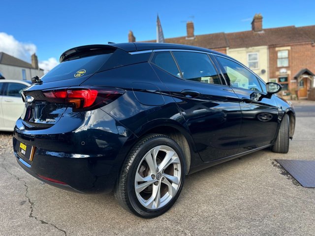 2018 VAUXHALL ASTRA 1.4i Turbo SRi Nav Hatchback 5dr Petrol Manual Euro 6 (150 ps) - Photo 3