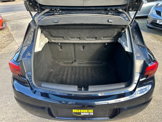 2018 VAUXHALL ASTRA 1.4i Turbo SRi Nav Hatchback 5dr Petrol Manual Euro 6 (150 ps) - Photo 5