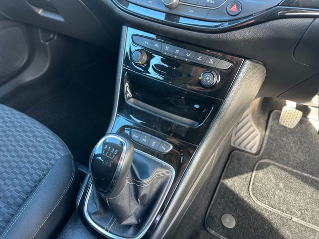 2018 VAUXHALL ASTRA 1.4i Turbo SRi Nav Hatchback 5dr Petrol Manual Euro 6 (150 ps) - Photo 10