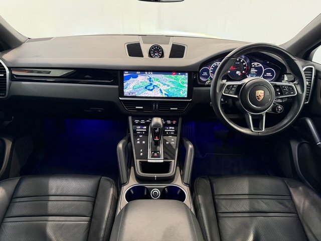 2020 Porsche Cayenne - Photo 3