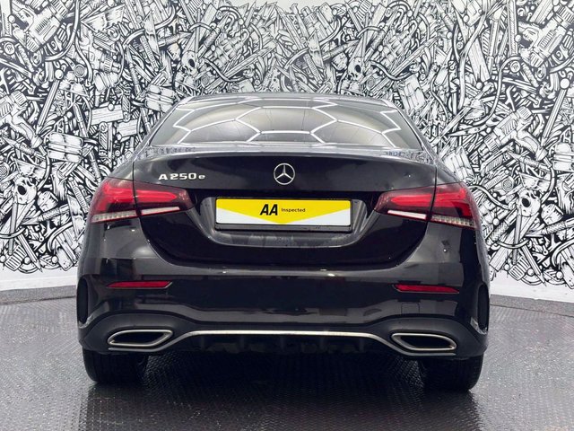 2020 Mercedes-Benz A-Class 1.3L Amg Line 4dr - Photo 10