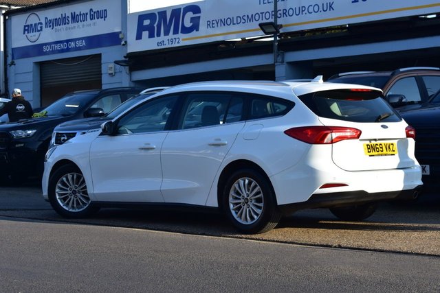 View our FORD FOCUS
