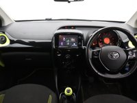 USED 2016 66 TOYOTA AYGO 1.0 VVT-i x-cite 3 Yellow Bi-Tone Hatchback 5dr Petrol Manual Euro 6 (68 ps) BLUETOOTH | REAR VIEW CAMERA