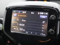USED 2016 66 TOYOTA AYGO 1.0 VVT-i x-cite 3 Yellow Bi-Tone Hatchback 5dr Petrol Manual Euro 6 (68 ps) BLUETOOTH | REAR VIEW CAMERA