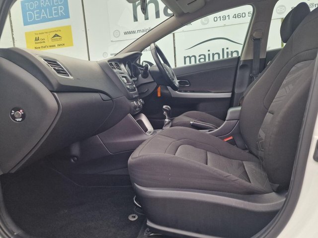 2015 KIA CEED - Photo 8