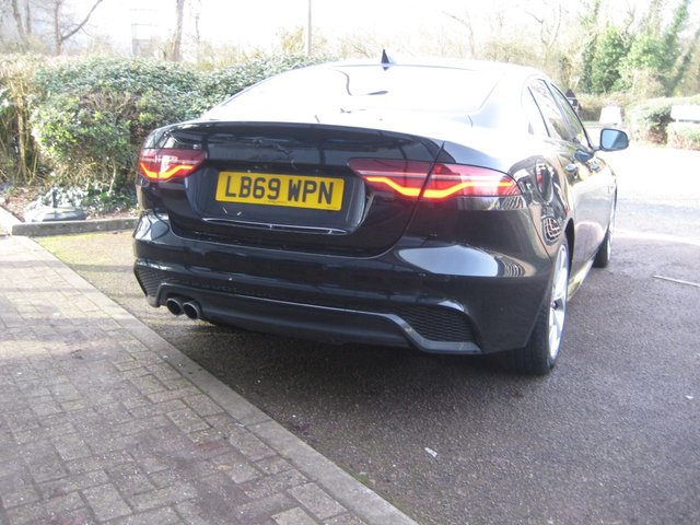 2019 JAGUAR XE 2.0 D180 R-Dynamic S Saloon 4dr Diesel Auto Euro 6 (s/s) (180 ps) - Photo 9