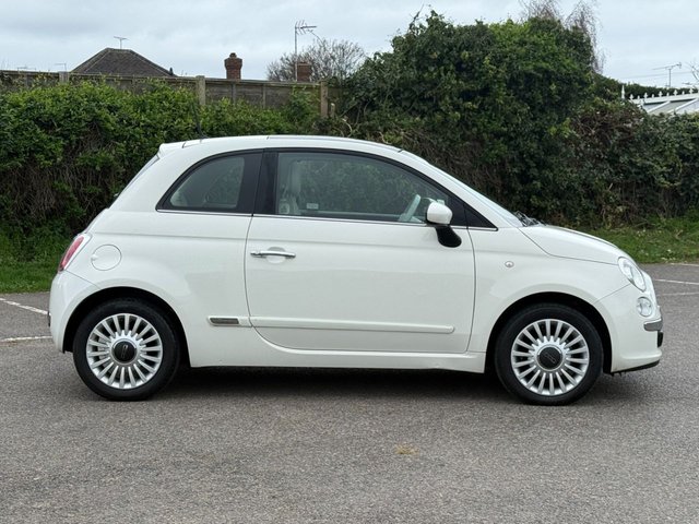 2013 Fiat 500 1.2L Lounge 3dr - Photo 3