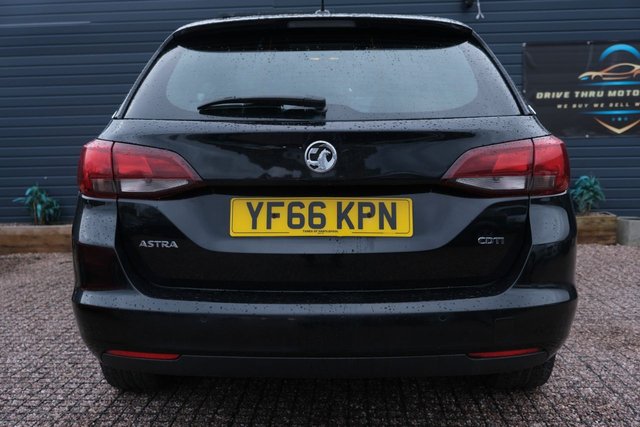 2016 VAUXHALL ASTRA 2016 1.6 CDTi BlueInjection SRi Sports Tourer 5dr Diesel Manual Euro 6 (s/s) (136 ps) - Photo 5