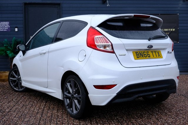 2016 FORD FIESTA 2016 1.0T EcoBoost ST-Line Hatchback 3dr Petrol Manual Euro 6 (s/s) (125 ps) - Photo 6