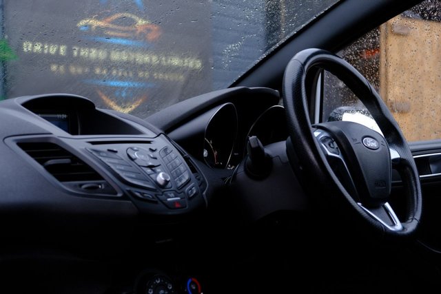 2016 FORD FIESTA 2016 1.0T EcoBoost ST-Line Hatchback 3dr Petrol Manual Euro 6 (s/s) (125 ps) - Photo 12