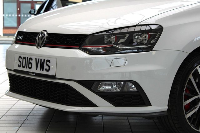 2016 VOLKSWAGEN POLO 1.8 TSI BlueMotion Tech GTI Hatchback 5dr Petrol Manual Euro 6 (s/s) (192 ps) - Photo 4