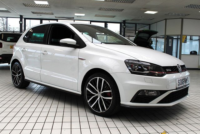 2016 VOLKSWAGEN POLO 1.8 TSI BlueMotion Tech GTI Hatchback 5dr Petrol Manual Euro 6 (s/s) (192 ps) - Photo 10