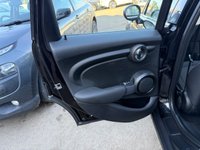 USED 2020 70 MINI HATCH 1.5 Cooper Classic Hatchback 5dr Petrol Steptronic Euro 6 (s/s) (136 ps) 