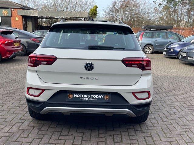 2023 VOLKSWAGEN T-ROC 1.0 TSI Life SUV 5dr Petrol Manual Euro 6 (s/s) (110 ps) - Photo 9