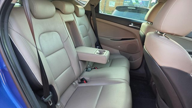 2019 HYUNDAI TUCSON 2.0 CRDi Premium SE Auto 4WD Euro 6 (s/s) 5dr - Photo 11