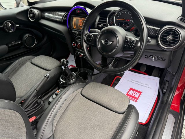 2014 MINI HATCH - Photo 10