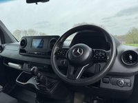 USED 2022 22 MERCEDES-BENZ SPRINTER 2.0 315Cdi 3.5t. Lwb 4.2m x 2.4m Int. Height Curtainside Tail Lift, Eu 6, 150Bhp Only 49175 Miles From New, FREE Del
