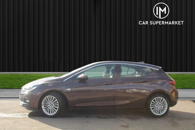 2017 VAUXHALL ASTRA - Photo 11