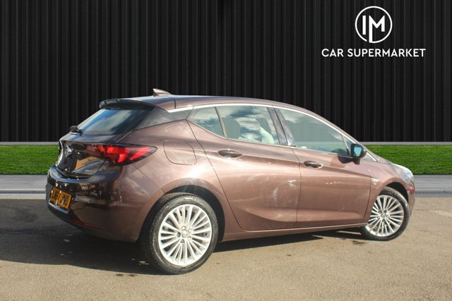 2017 VAUXHALL ASTRA - Photo 12