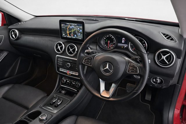2017 Mercedes-Benz A-Class 1.5L Sport 5dr - Photo 4