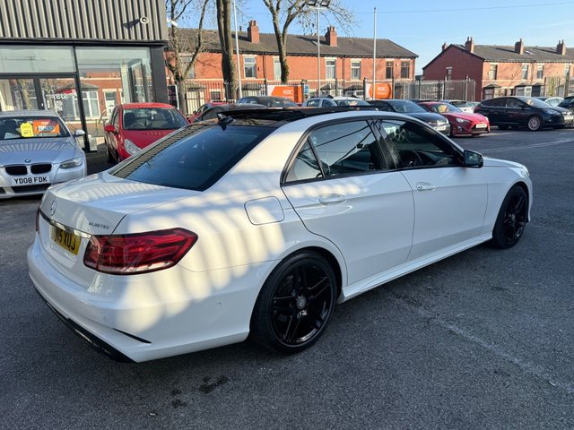 2015 MERCEDES-BENZ E-CLASS 3.0 E350 V6 BlueTEC AMG Night Edition (Premium) Saloon 4dr Diesel G-Tronic+ Euro 6 (s/s) (258 ps) - Photo 5