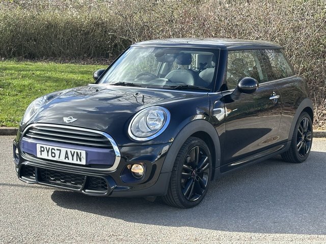 2017 MINI HATCH