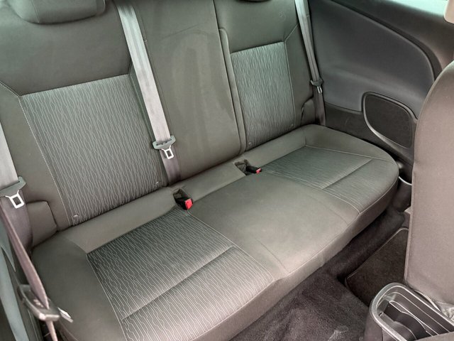 2014 VAUXHALL ASTRA GTC 1.4T Limited Edition Coupe 3dr Petrol Manual Euro 5 (s/s) (140 ps) - Photo 11