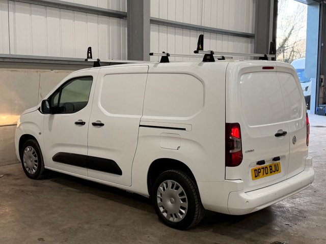 2020 VAUXHALL COMBO - Photo 11
