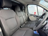 USED 2017 17 RENAULT TRAFIC 1.6 dCi 27 Sport Nav SWB Standard Roof Euro 6 5dr NEW TIMING CHAIN! BIG RADIO!