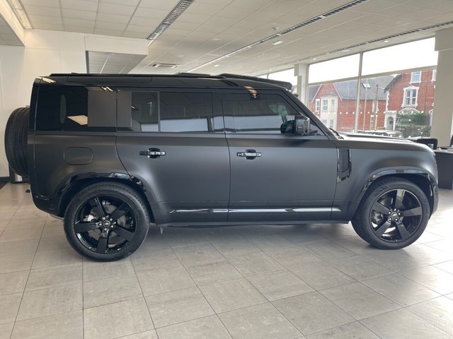 View our LAND ROVER DEFENDER