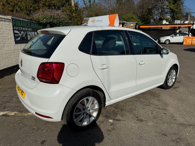 2015 VOLKSWAGEN POLO 2015 1.2 TSI BlueMotion Tech SE Hatchback 5dr Petrol Manual Euro 6 (s/s) (90 ps)
        
          58K WITH 7 SERVICES, 2 KEYS - Photo 8