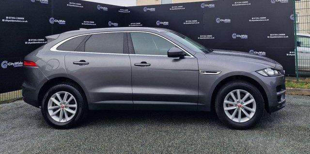 2016 JAGUAR F-PACE 2.0 D180 Prestige Auto AWD Euro 6 (s/s) 5dr - Photo 8