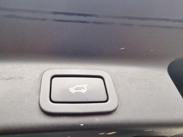 2016 JAGUAR F-PACE 2.0 D180 Prestige Auto AWD Euro 6 (s/s) 5dr - Photo 12